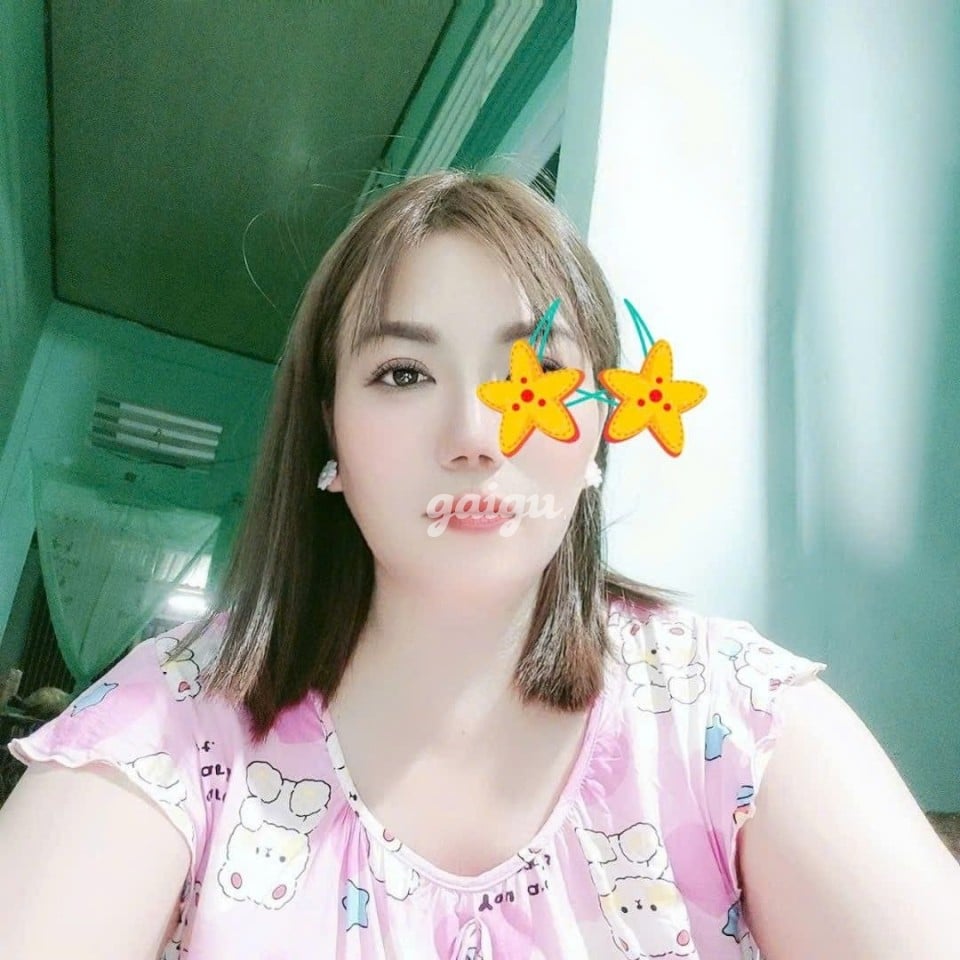 Thúy dâm nhiệt tình dâm đãng