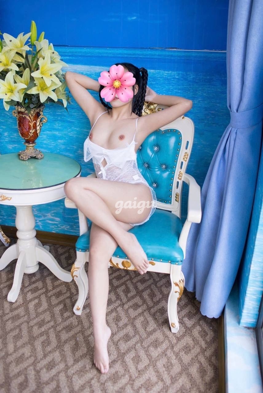 Khánh Ly- em sexy nóng bổng siêu dâm đảng!!!