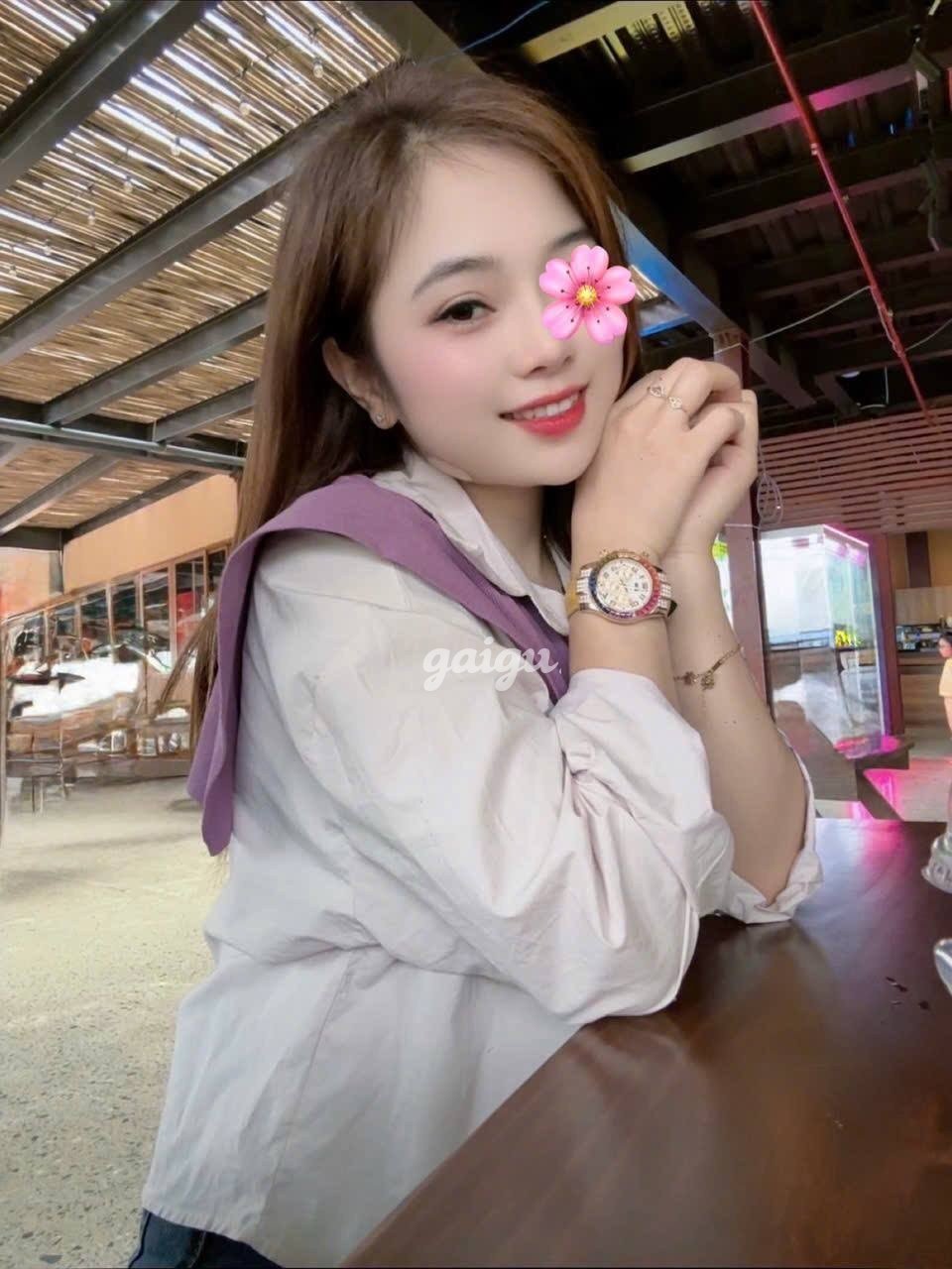 Thy Thy – Face xinh duyên – Nụ cười tươi tắn