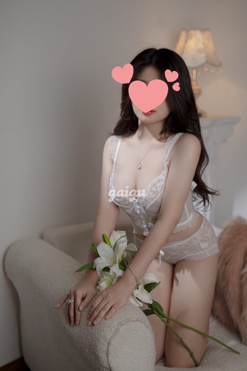 ^^ MẪN NGỌC 2003 ❤️ Teengirl Nóng Bỏng , Chiều Khách