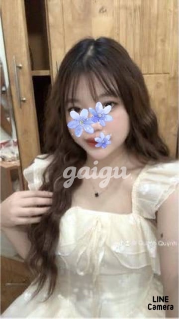 THUÝ HẰNG 2k3 – Face Xinh,Chiều Khách,Kỹ Năng Điêu Luyện