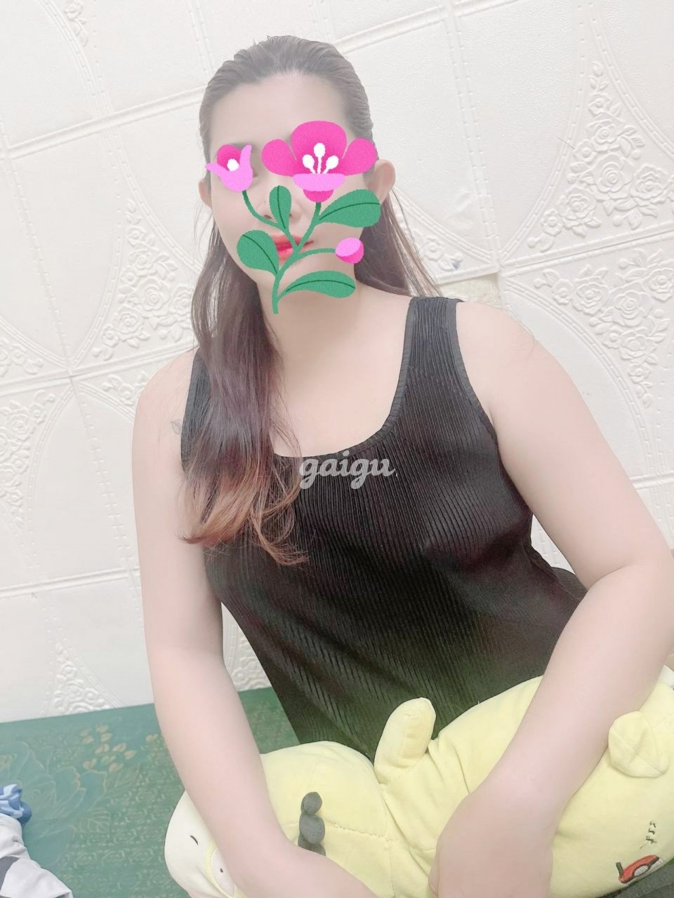 Kha Ly. Phục vụ tận nơi, xinh đẹp nhiệt tình khỏi chê.