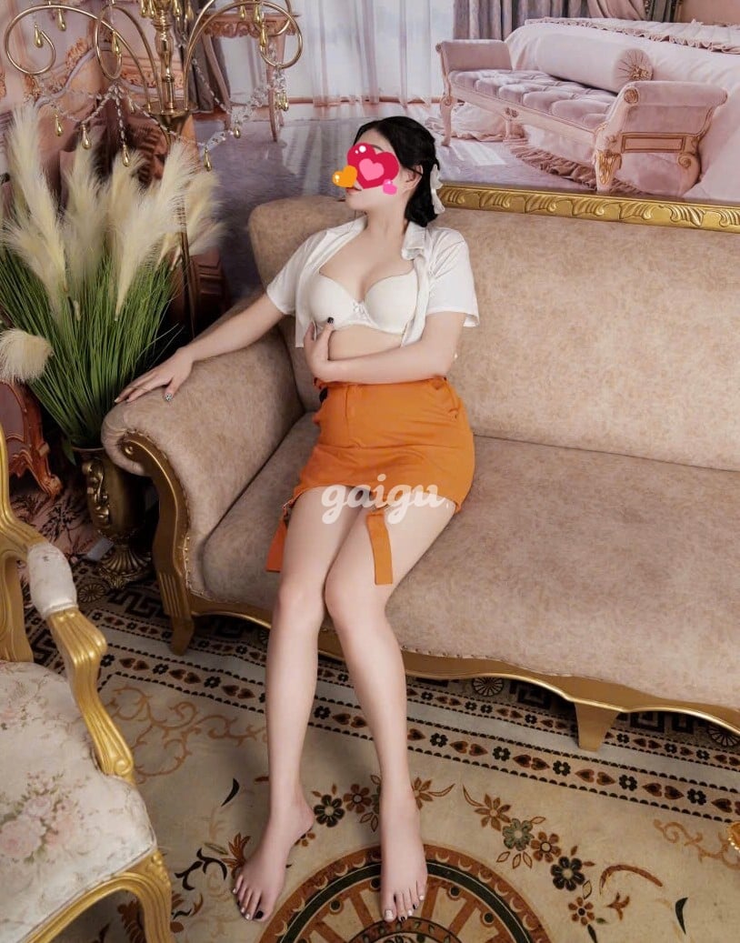 NEW ❤️ THUỶ TIÊN ❤️ Đầm Chắc Dâm Đãng – Bướm Múp, Mông To – SV Pro Cực Đê Mê !