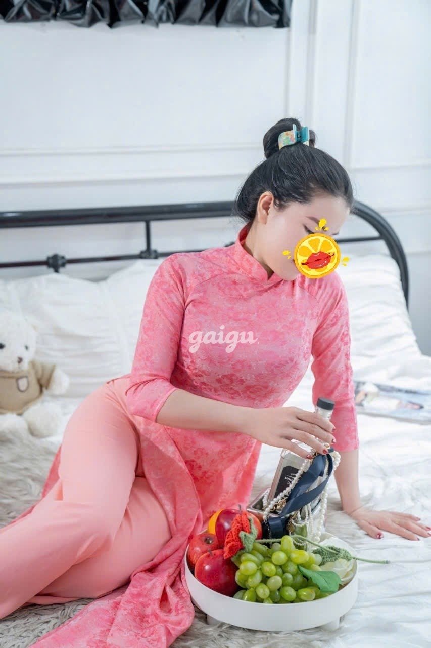 VÂN ANH – DÂM ĐÃNG – TÌNH CẢM – CỰC CHIỀU KHÁCH