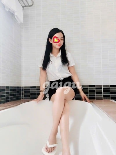 QUỲNH ANH _ĐÁNG YÊU_GỢI CẢM_HÀNG NÊN CHECK.